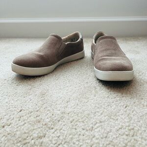 Women's Dr. Scholl’s Taupe Slip-On Casual Sneakers Size 6.5